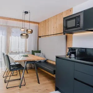 Alpinlounge Raetia Apartment Ischgl